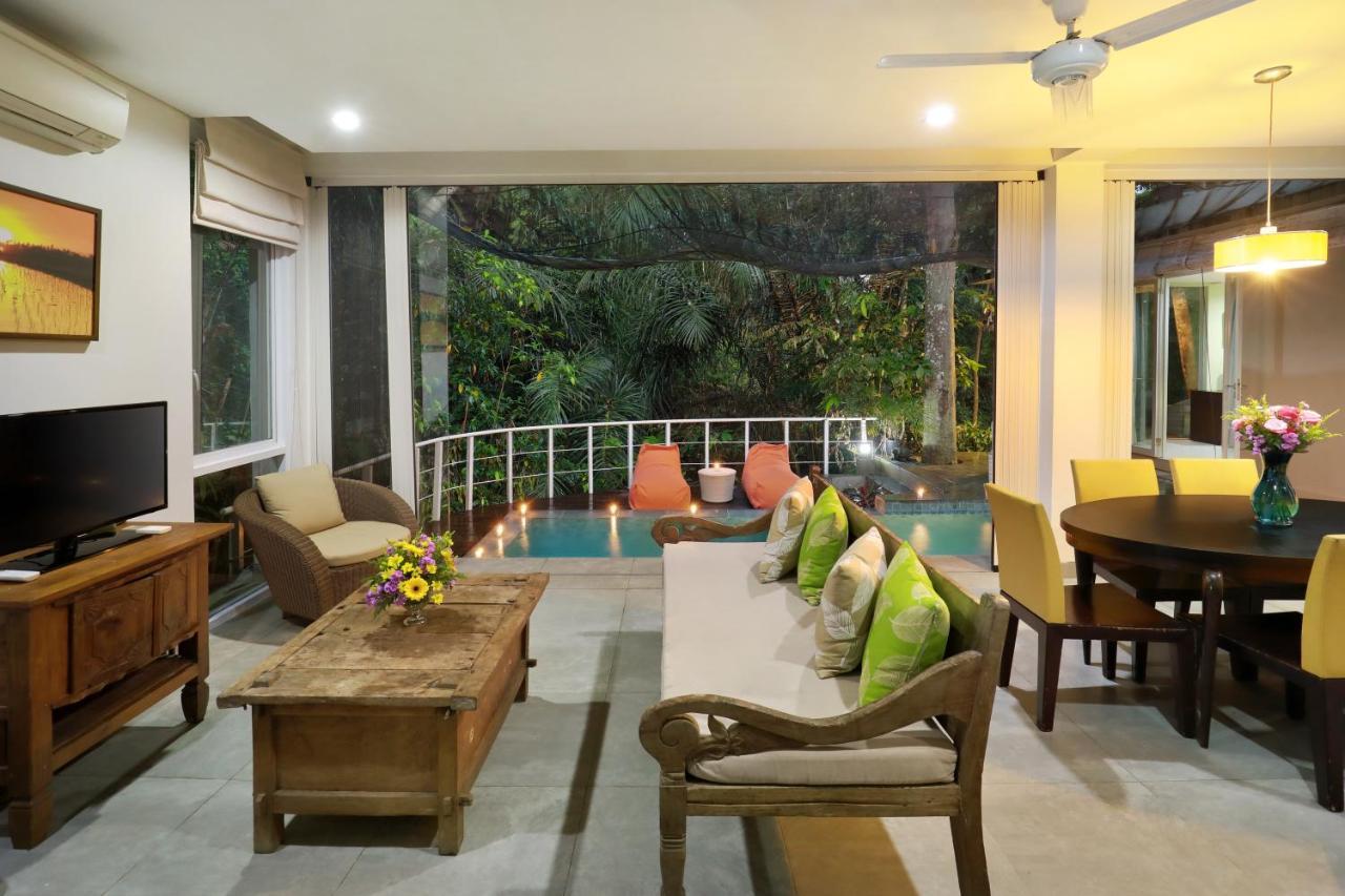 Waterfall Villa Ubud Exterior photo