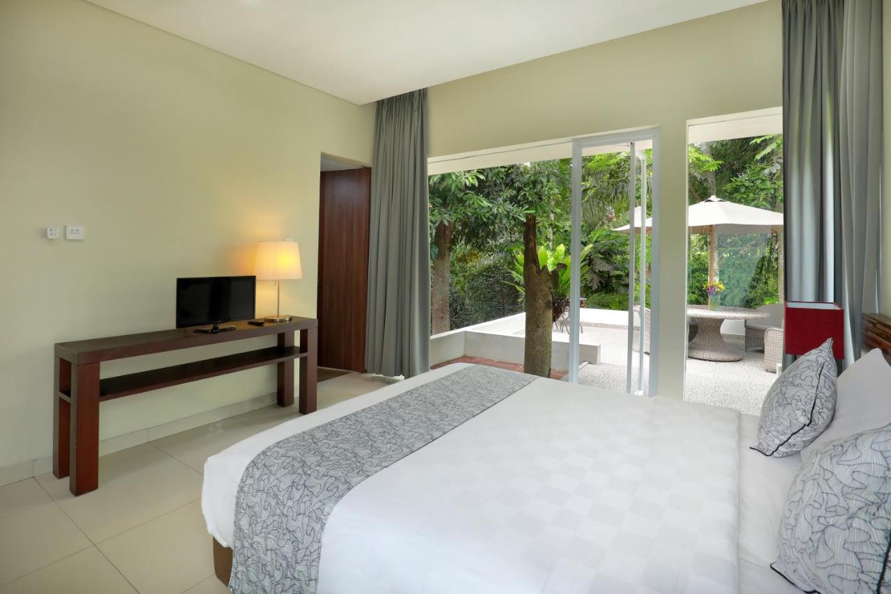 Waterfall Villa Ubud Exterior photo