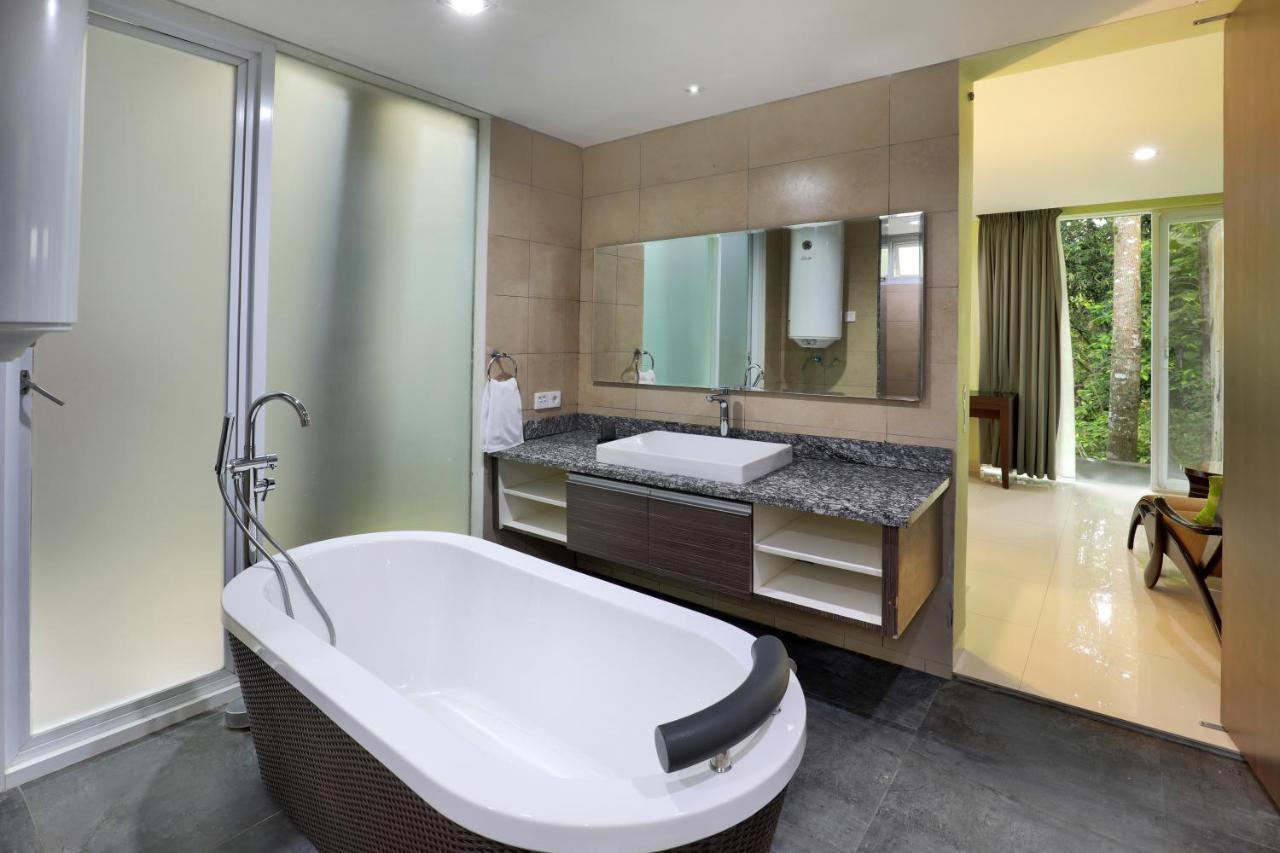 Waterfall Villa Ubud Exterior photo